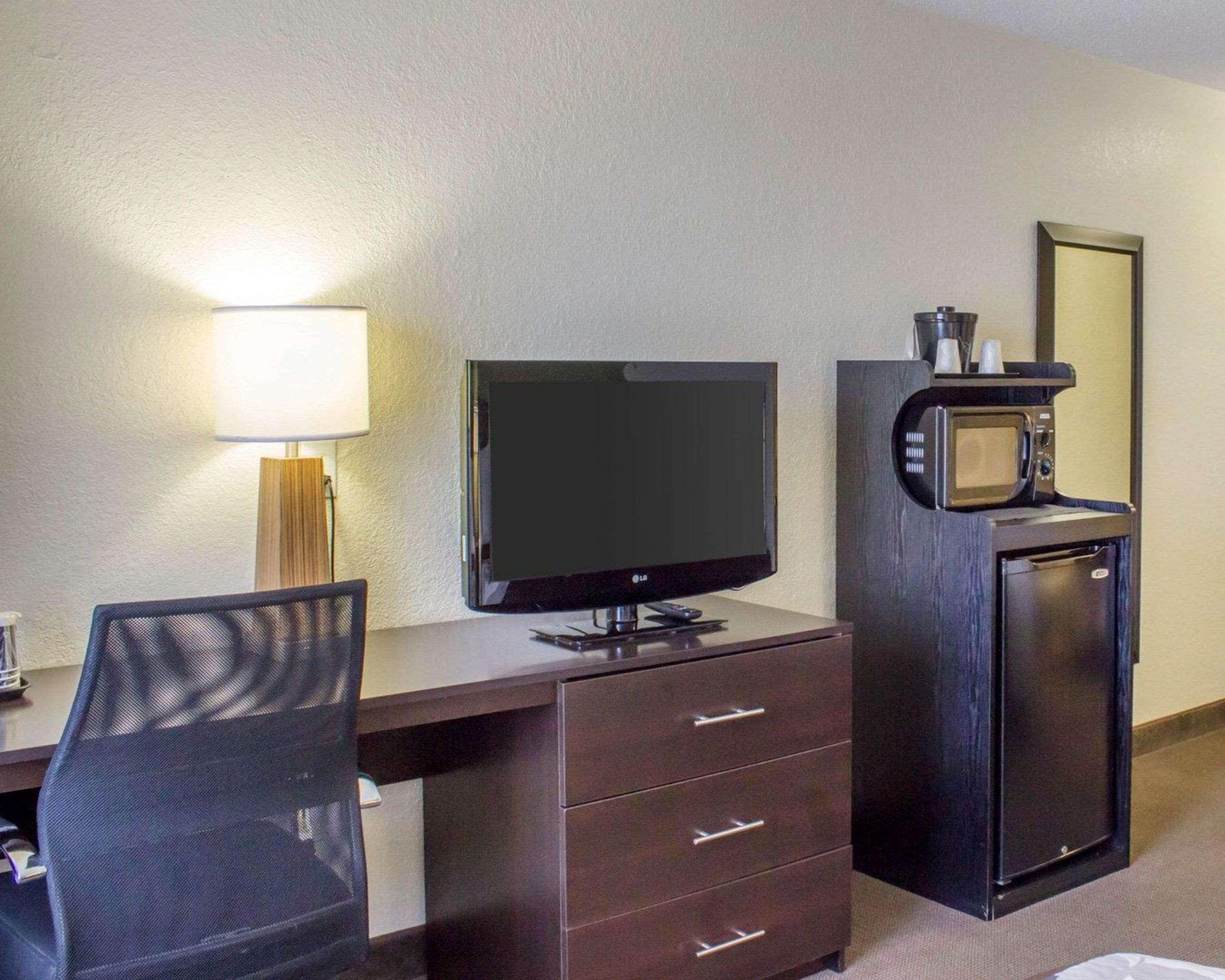 Sleep Inn & Suites Jacksonville Near Camp Lejeune Exterior foto
